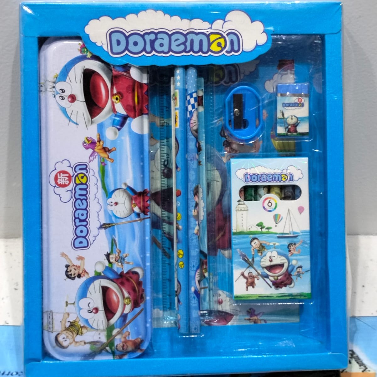 12 Items Doremon Gift Box